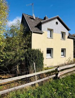 Charmantes Einfamilienhaus mit großem Grundstück und Scheune in idyllischer Lage - Bad Münstereifel