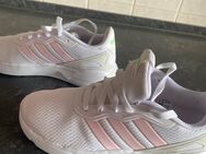 Adidas Schuhe neu - Chemnitz