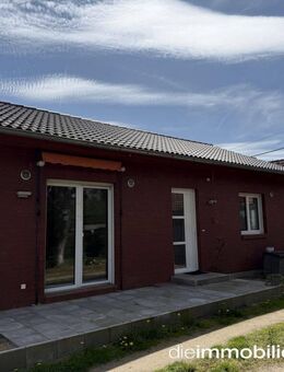 2 Häuser! Platz für die ganze Familie- Liebevoll saniertes Bauernhaus + Town & Country Bungalow und Backsteinscheue - Luckau