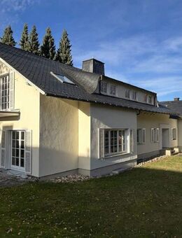 Großzügiges Wohnhaus mit Gewerbeeinheit und Einliegerwohnung in Willingen-Usseln - Willingen (Upland)