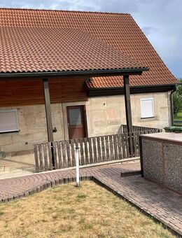 Renovierungsbedürftiges, denkmalgeschütztes Sandsteinhaus in Heßdorf - Heßdorf