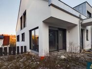 FAMILIENTRAUM - Neubau 2023 Reihenendhaus in begehrter Lage von Scharnhausen - Ostfildern