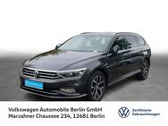 VW Passat Variant, 2.0 TSI Elegance, Jahr 2020 - Berlin