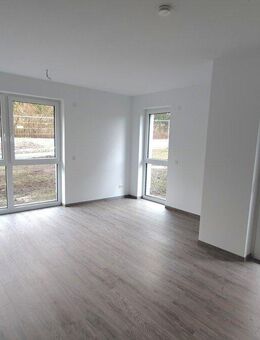 exklusive Einraumwohnung mit Terrasse für Selbstnutzer oder Kapitalanleger - Naumburg (Saale)