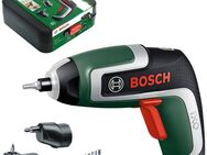Bosch Home & Garden Akku-Schrauber »IXO 7«, 5,5 Nm, (Set), 10-tlg. Bit-Set, Winkelaufsatz, Exzenteraufsatz, Aufbewahrungsbox