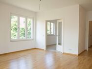 Dusch-/Wannenbad, sep. Duschbad, Parkett, Einbauküche, Fußbodenhzg., Balkon - Potsdam