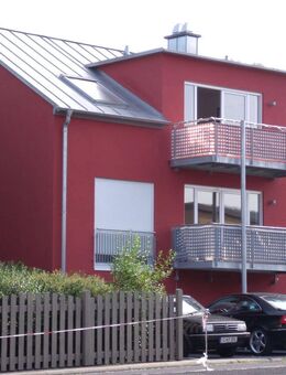 Attraktive 3-Zi-DG-Wohnung in Sommerhausen ab 01.12. frei - Sommerhausen
