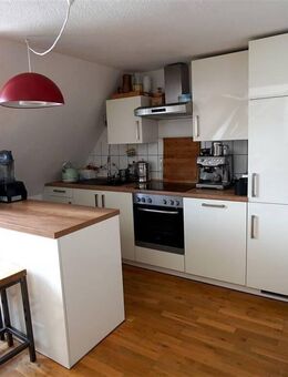 3- Zimmer-Dachgeschoßwohnung im Zentrum von Hildesheim - Hildesheim