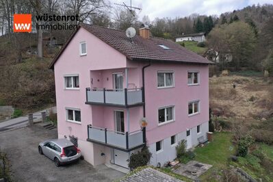 FÜR EIGENNUTZER ODER KAPITALANLEGER! GEPFLEGTES DREIFAMILIENHAUS IN RUHIGER LAGE DEGGENDORF/DEGGENAU