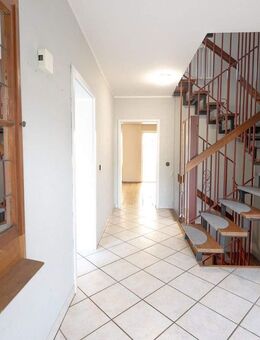 KENSINGTON Exklusiv - Reihenhaus in ruhiger Lage mit Gartenidylle, Wintergarten und guter Anbindung - Bergheim (Nordrhein-Westfalen)