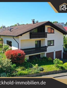 Vielseitiges Zweifamilienhaus mit Potenzial in Grünwettersbach - Karlsruhe