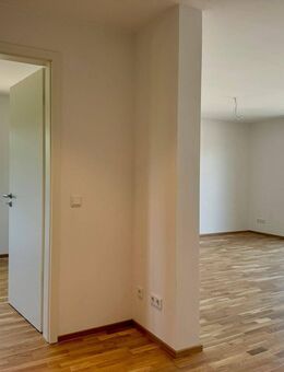 Wunderschöne 3-Zimmer-Wohnung mit Südausrichtung und großem Balkon - Traunstein