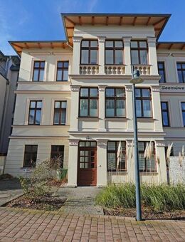 Eigentumswohnung mit Terrasse und neuer EBK in historischer Villa an der Ostsee - Heringsdorf (Mecklenburg-Vorpommern)