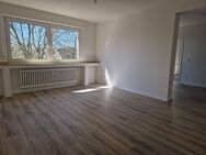 Frisch renovierte, großzügige 3-Zimmer-Wohnung mit Balkon - Duisburg