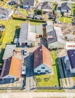 IMMOBERLIN.DE - Charmantes Haus mit Nebengebäuden in familienfreundlicher Lage - Fredersdorf-Vogelsdorf