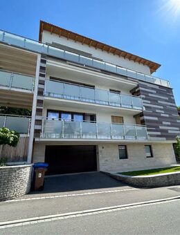 Exklusives Mehrfamilienhaus in Toplage von Cham für Eigennutzer oder Anleger - Cham