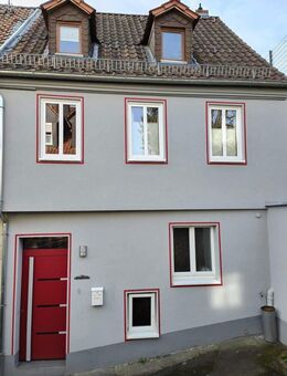 Schönes Eckreihenhaus in Kitzingen - Kitzingen