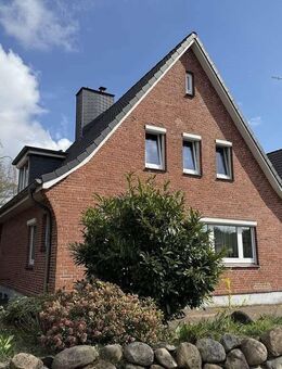 gemütliches Einfamilienhaus mit großem Garten in der Kreisstadt Heide - Heide