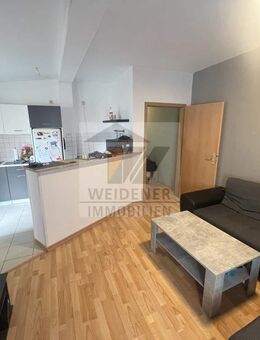 Für Junggebliebene: Tolle 2-Zimmer Wohnung mit Balkon im ruhigen Hinterhaus! - Gera