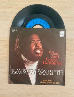 SCHALLPLATTE (Barry White - What Am I Gonna...) - Leipzig Alt-West