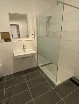 4 - Zimmerwohnung im 1. Obergeschoss / Gäste-WC / Kellerraum / PKW-Stellplatz / ohne Balkon - Konz