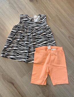 Modell: Set 2 tlg.: Shirt+Short von H&M Gr.104 - Lippstadt