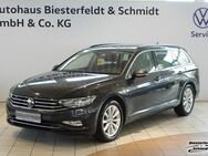 VW Passat Variant, 2.0 TDI, Jahr 2021 - Wedel