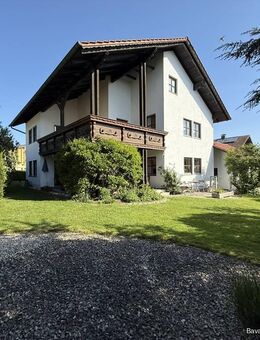 Großes EFH in ruhiger Lage - Hunderdorf
