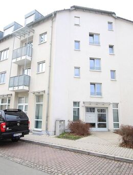 KAPITALANLEGER AUFGEPASST -GUT GESCHNITTENE 1,5-ZIMMER-WOHNUNG MIT TIEFGARAGENSTELLPLATZ - Greiz