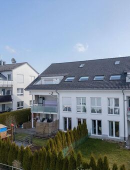 Geräumige Erdgeschosswohnung mit Gartenanteil - Nähe Schulzentrum - ideal für Familien! - Trossingen
