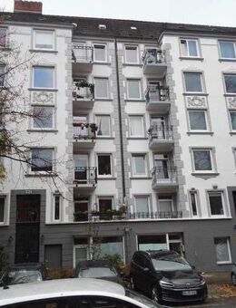 Barmbek-Süd: 3-Zimmer-Altbau im Ergeschoss: Wohnbüro / Praxis/ Atelier. - Hamburg