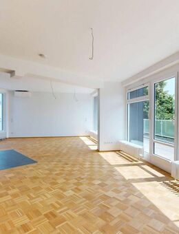 Erstbezug nach Sanierung: Fünf-Zimmer-Penthouse mit drei Dachterrassen - Frankfurt (Main)