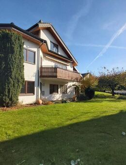 Ruhig gelegenes Einfamilienhaus mit Einliegerwohnung sucht Sie! - Herrenberg