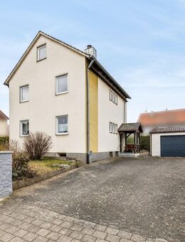 Charmantes Einfamilienhaus mit großem Garten in Gunzenhausen/Unterwurmbach - ideal für Familien! - Gunzenhausen