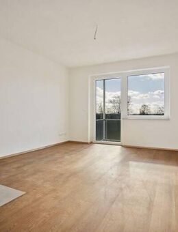 Provisionsfreie 3-Raumwohnung im 1.Obergeschoss mit Balkon zu vermieten !!! - Oschatz