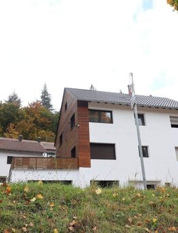 Gepflegtes, energetisch optimiertes Mehrfamilienhaus mit drei Einheiten - Marxzell