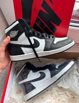 Nike Air Jordan 1 Retro High OG “Black/White” – NEU & UNGETRAGEN Größe: EU 42 / UK 7.5 / US 8.5 - Wenden