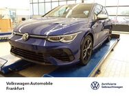 VW Golf, 2.0 VIII R IQ Light, Jahr 2023 - Frankfurt (Main)