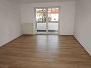 sanierte & helle 2 Zi. Wohnung mit Balkon & Wanne in der Tribseer Vorstadt von Stralsund - Stralsund