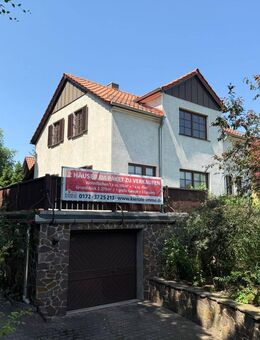Großzügiges Grundstück mit zwei Einfamilienhäusern in bevorzugter Lage von Weinböhla - Weinböhla
