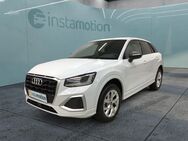 Audi Q2, Advanced 35 TFSI Schaltgetriebe Keyle, Jahr 2024 - München