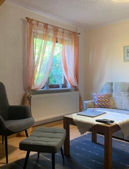 Möblierte Wohnung in idyllischem kleinen Haus - frühestens verfügbar ab November 2025 - Rostock Lütten Klein