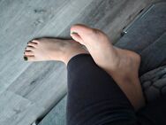 Getragene duftige Socken der Fußfetischistin - Schönwölkau