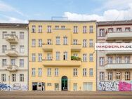 IMMOBERLIN.DE - Charmante Stuck-Altbauwohnung mit Balkon beim Bahnhof Lichtenberg - Berlin