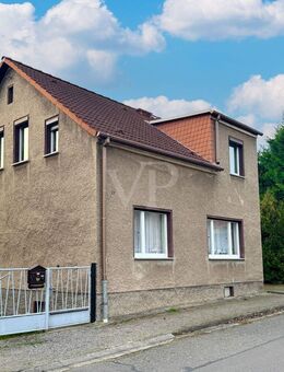 Einfamilienhaus mit kleinem Garten, neuer Heizungsanlage und Nebengelass in ruhiger Lage von Biehla - Elsterwerda