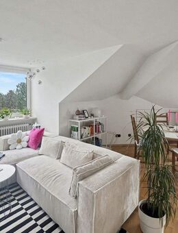 Stilvolle Wohnung über den Dächern von Berg am Laim - Helle 3-Zimmer-Dachgeschosswohnung - München