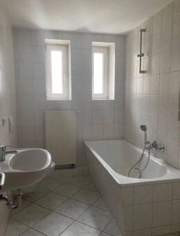 2 Zimmer im Erdgeschoß mit Balkon - Dessau-Roßlau