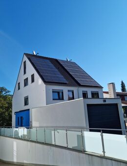 Neuwertige Energiespar-DHH in der Waldsiedlung in Gerlingen - Gerlingen