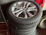 Winterreifen 225 / 55R18 gebraucht - Singen (Hohentwiel)