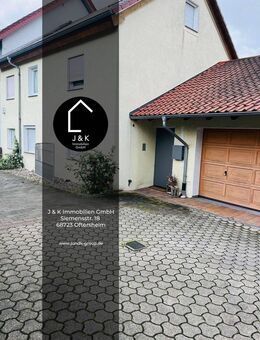 Charmantes Einfamilienhaus mit Weitblick in attraktiver Hanglage - Sinsheim